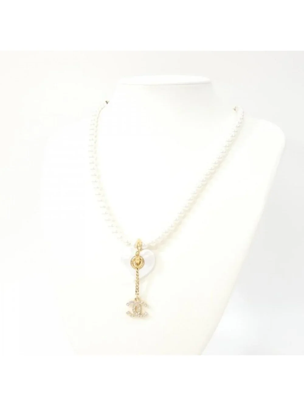 Chanel Necklace Gold